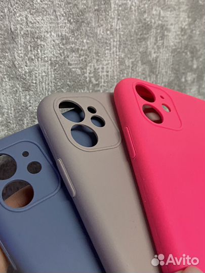 Чехол на iPhone 11