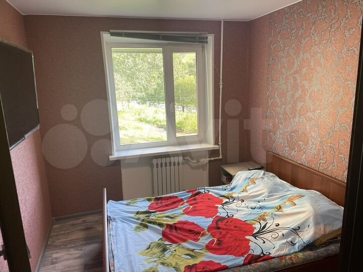 3-к. квартира, 48 м², 1/5 эт.