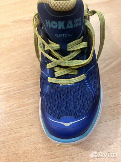 Беговые кроссовки hoka