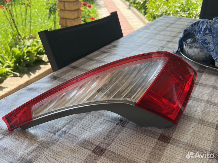 Фанар левый задний внутренний на рено меган 3