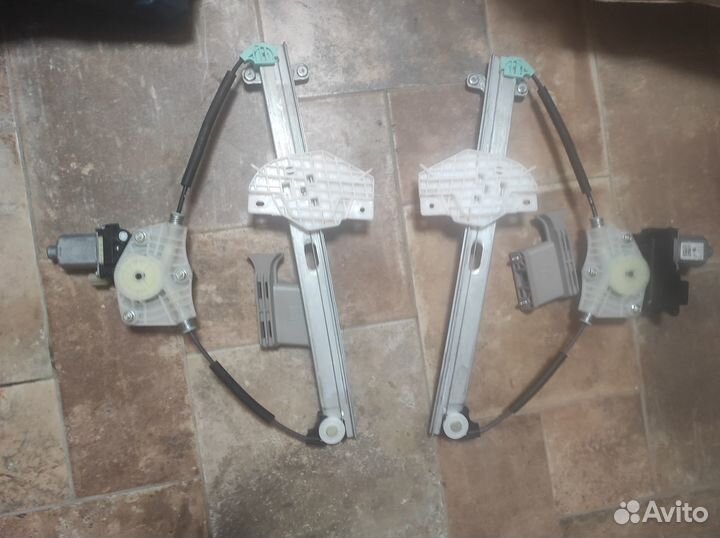 Стеклоподъемники Киа Рио 4 передние