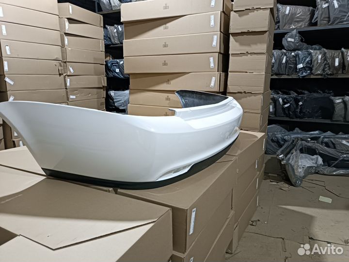 Бампер задний приора хэтчбек цвет белый