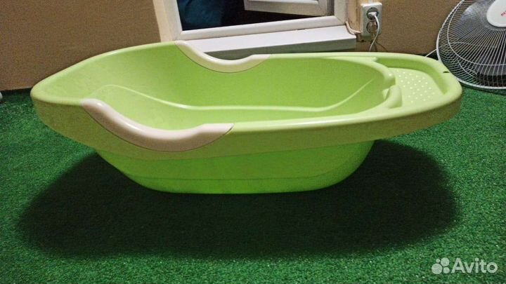 Детская ванночка с подставкой