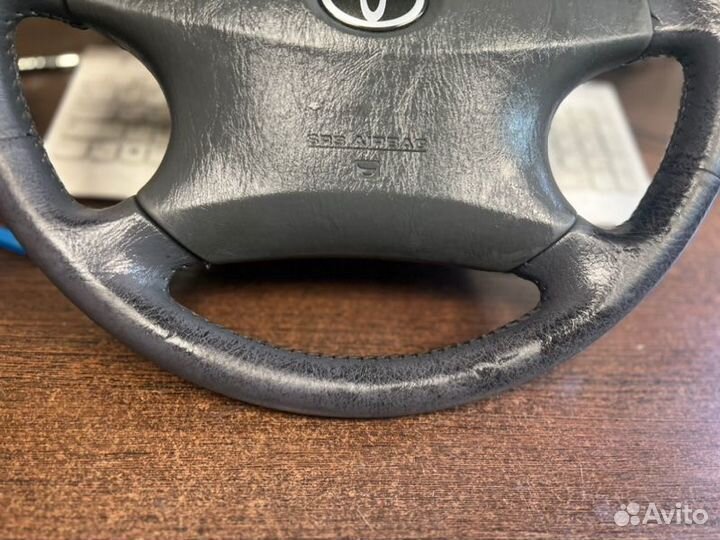 Руль Toyota Estima MCR30