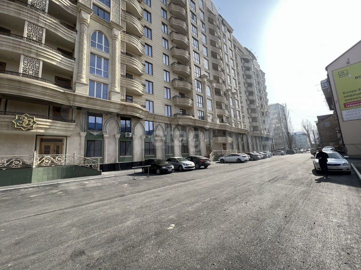 2-к. квартира, 86 м², 3/13 эт.