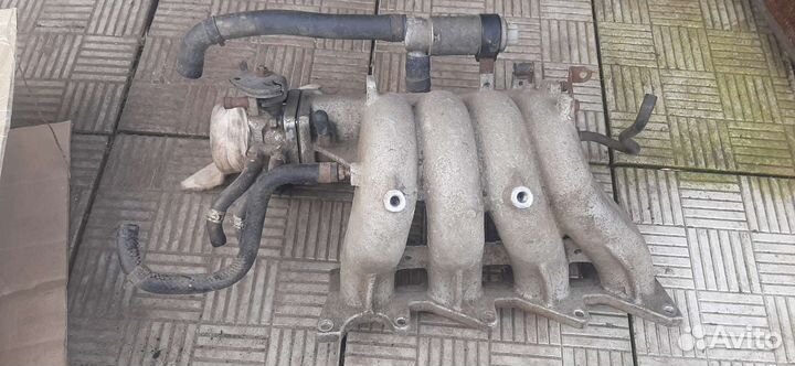 Впускной коллектор Hyundai lantra