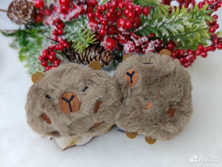 Мягкая брошь капибара