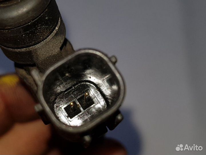 Форсунка топливная Nissan Juke HR16DE 2013