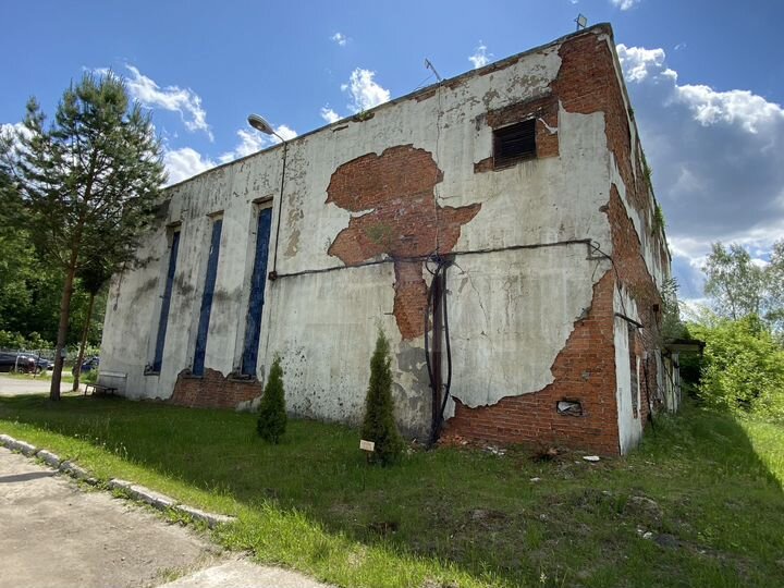 Здание, 597.8 м²