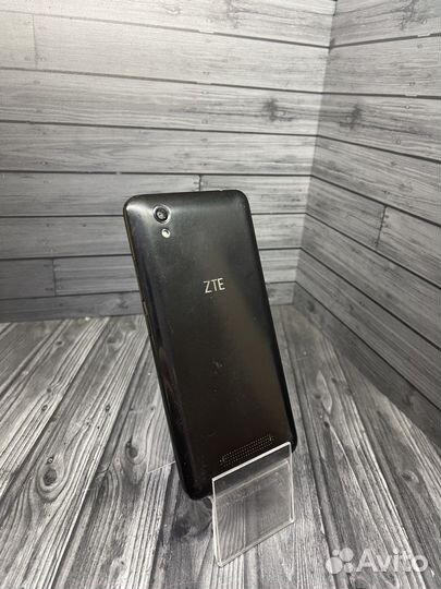 ZTE Blade X3