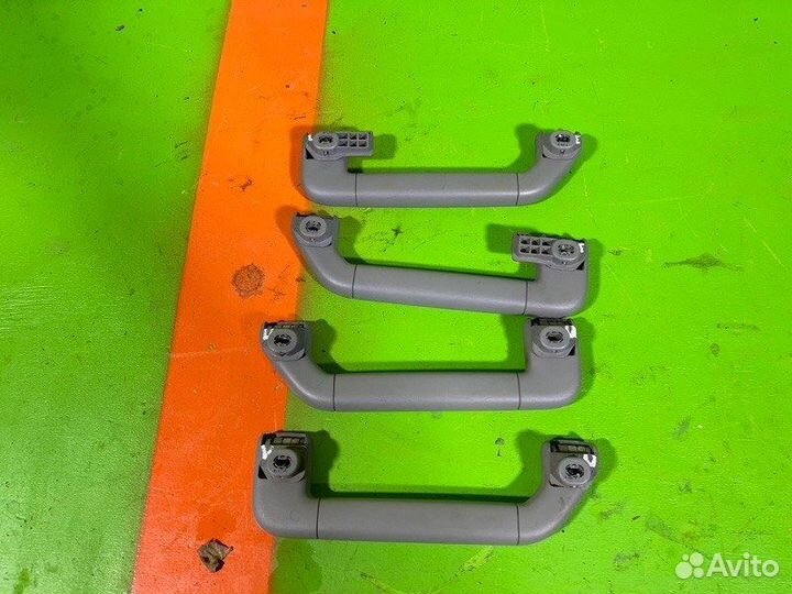 Ручка салона потолочная Volkswagen Touareg 3.2 BKJ