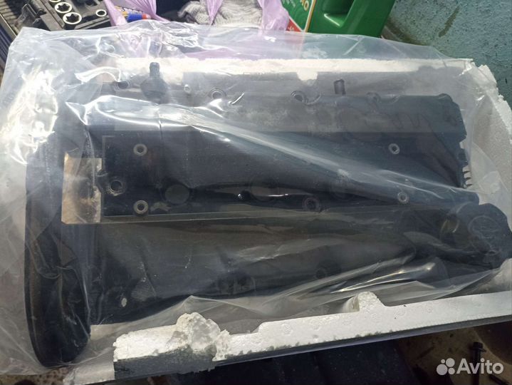 Клапанная крышка на Авео