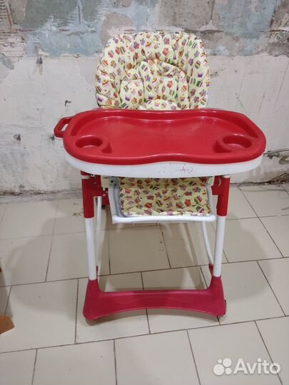 Детский стульчик для кормления