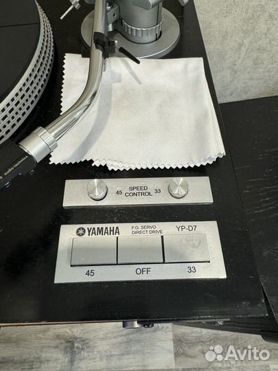 Проигрыватель винила Yamaha