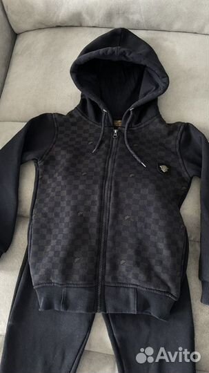 Спортивный костюм для мальчика 134 140