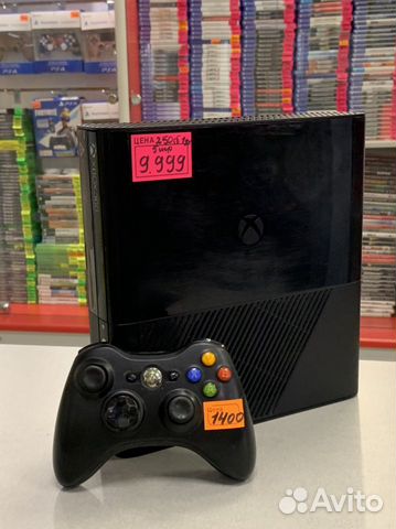 Xbox 360 Е 250 гб + 5 игр