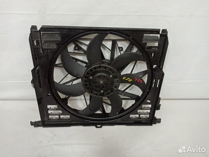 Вентилятор охлаждения радиатора BMW 5-серия F10