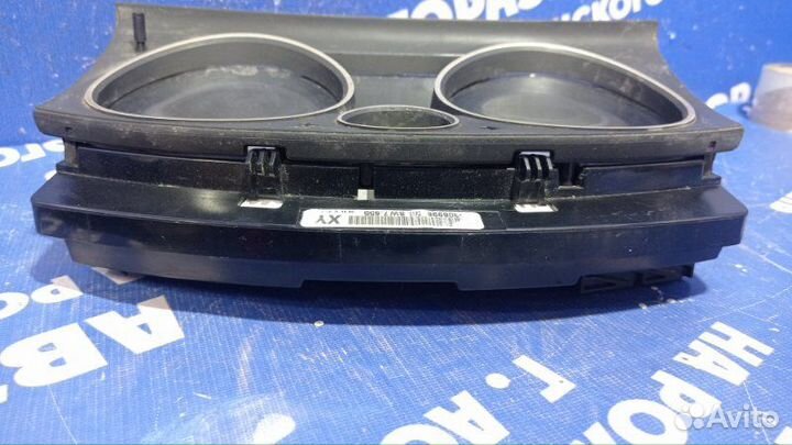 Панель приборов Opel Astra H универсал Z16XER 2011