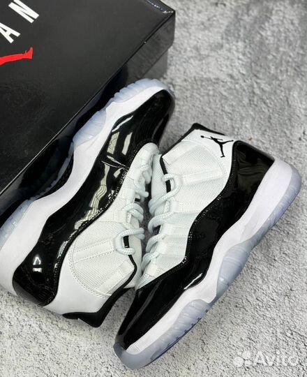 Nike air jordan 11 retro concord