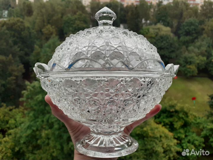 Хрустальная ваза конфетница с крышкой СССР винтаж