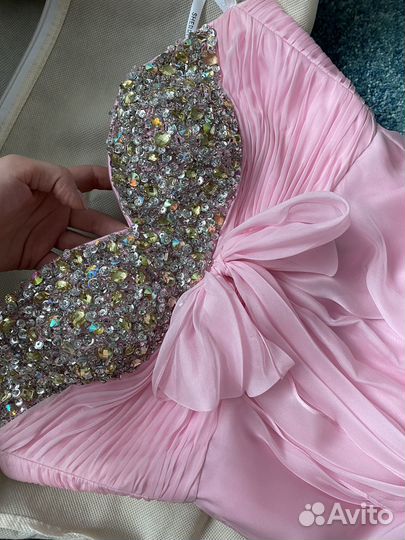 Платье Sherri hill