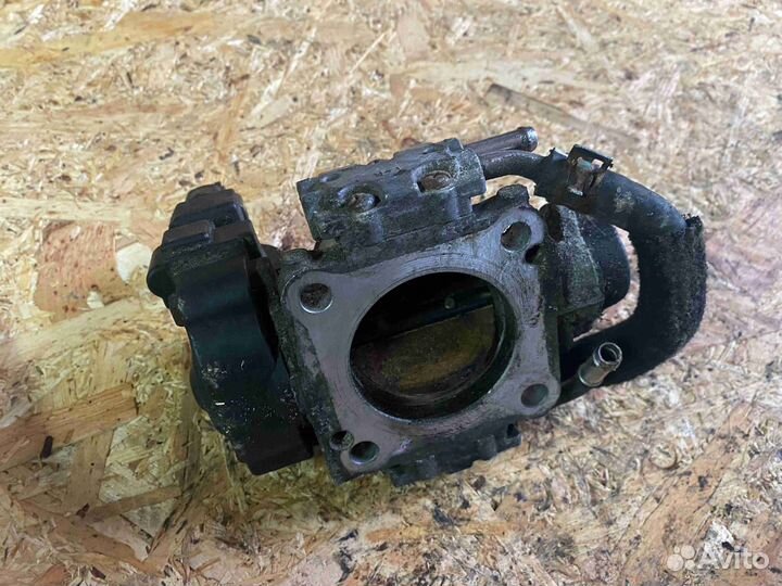 Заслонка дроссельная Toyota Avensis (2006-2009) 4B