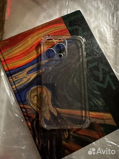 Чехол на iPhone 13 Pro