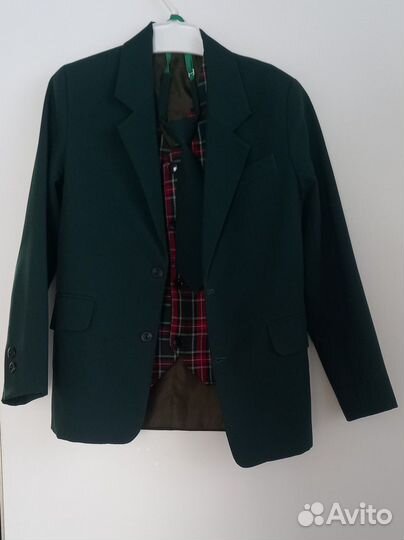 Школьные пиджак и жилет