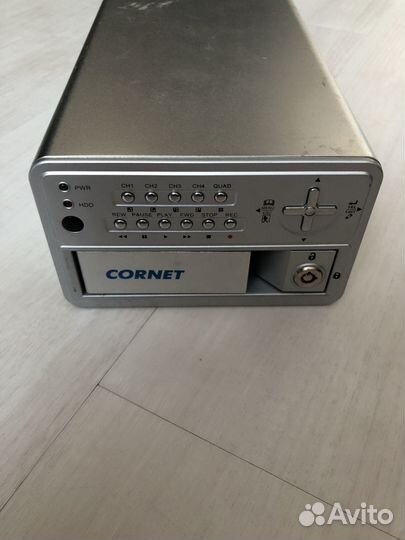 Видеорегистратор на 4 камеры cornet