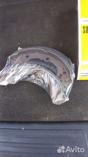 Тормозные колодки задние