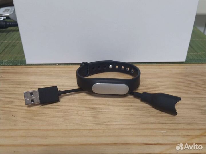 Фитнес браслет xiaomi mi band