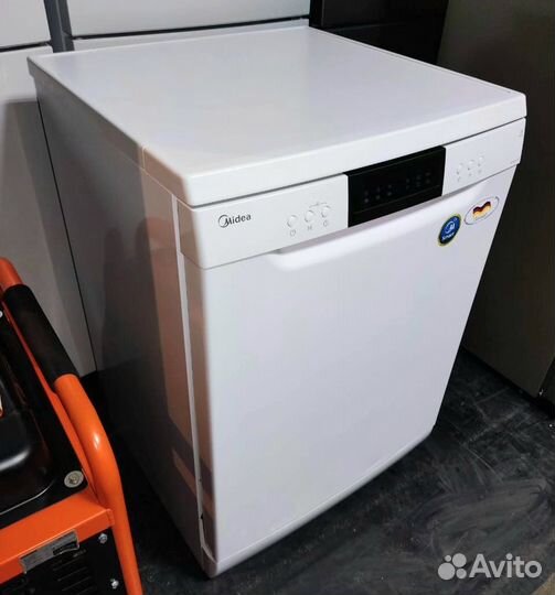 Посудомоечная машина Midea (на 14 комплектов)
