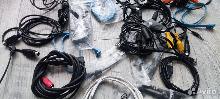 Кабель 1394, тюльпаны, jack, USB 3.0, SATA и тд