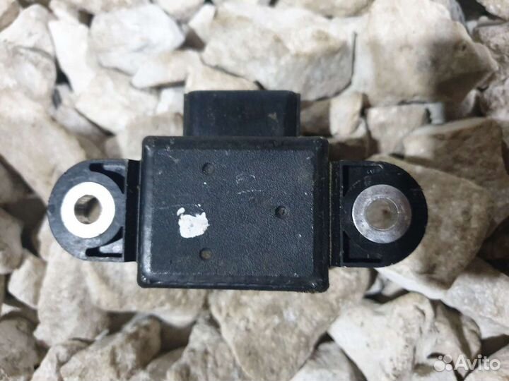 Датчик ускорения Мазда 6 Mazda GG