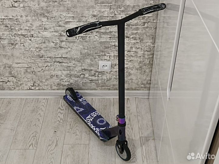 Трюковой самокат