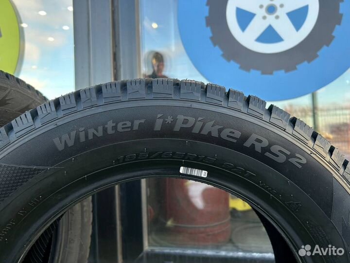 Hankook Winter I'Pike RS2 W429 215/55 R17 98T