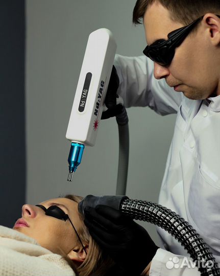 Лазерное удаление татуажа и татуировок