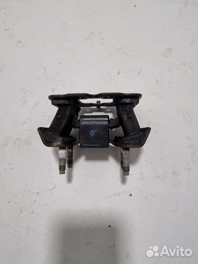 Lexus GS300 IS250 подушка АКПП