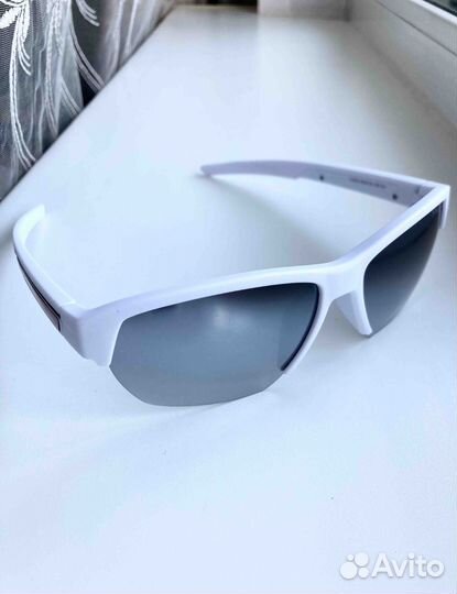 Спортивные очки Prada поляризационные зеркальные