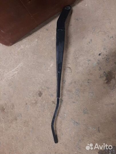 Поводок дворника стеклоочистителя Honda Ridgeline