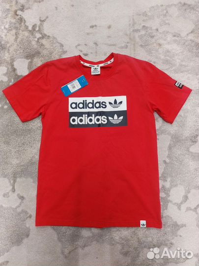 Футболка adidas