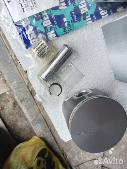 Поршневая и комплект прокладок на снегоход Ски-До