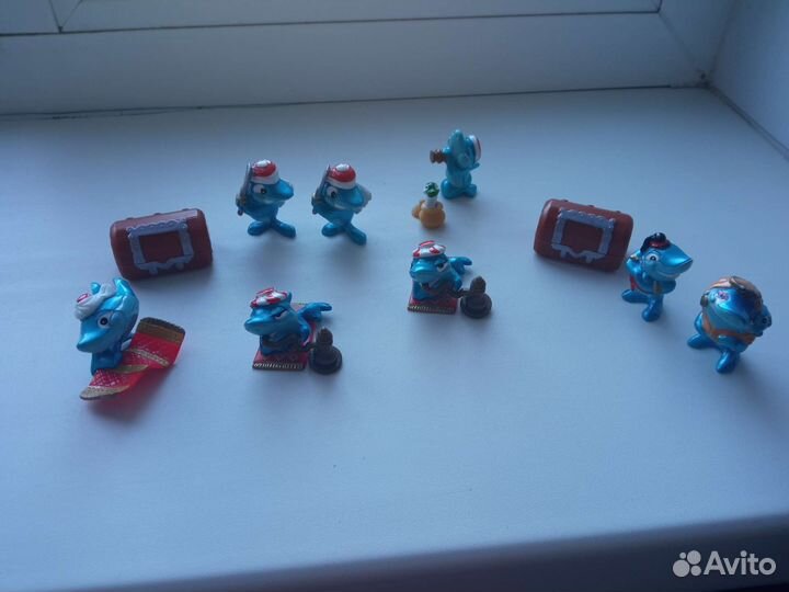 Акулы Динозавры из киндера 90х