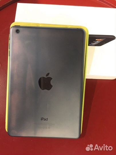 iPad mini 1 32gb Wi-Fi + чехол оригинал