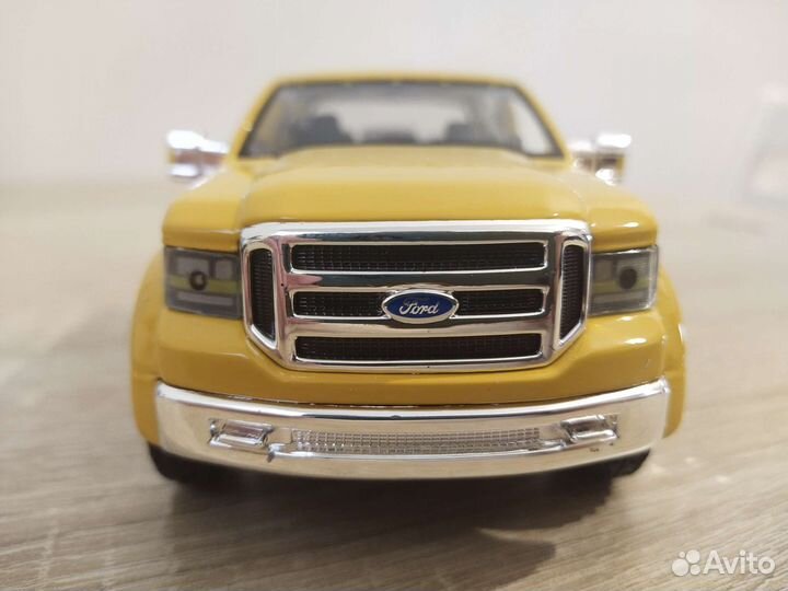 Модель 1:31, Ford F-350 Super Duty