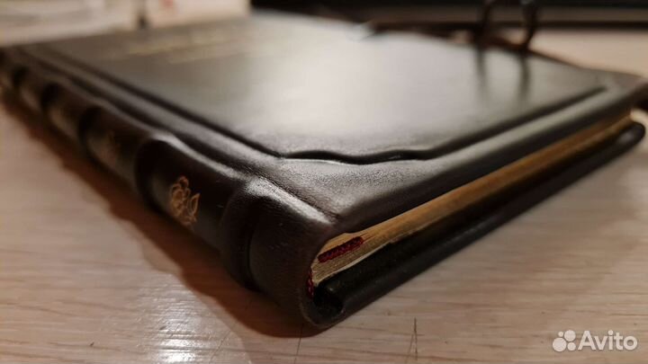 Подарочная книга в царском стиле