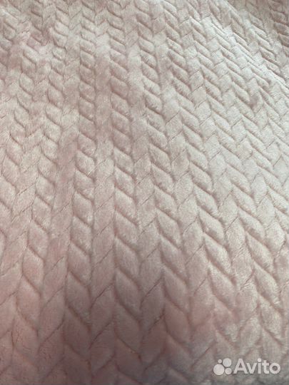 Пледы взрослые и детские новые