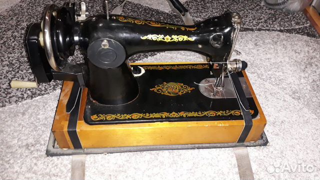 Швейная машина