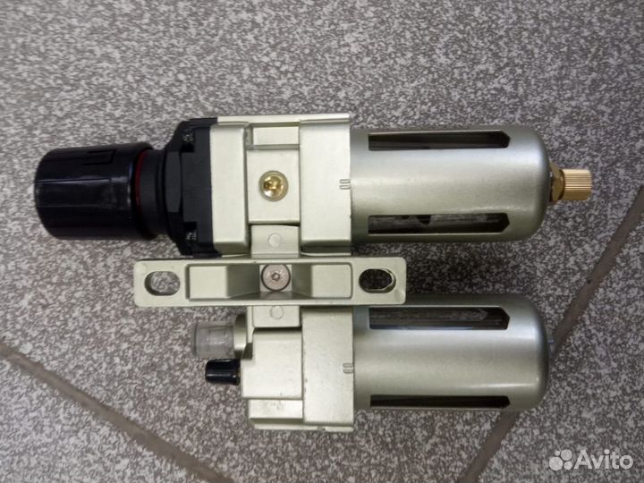 Блок подготовки воздуха FRL 3000 1/2