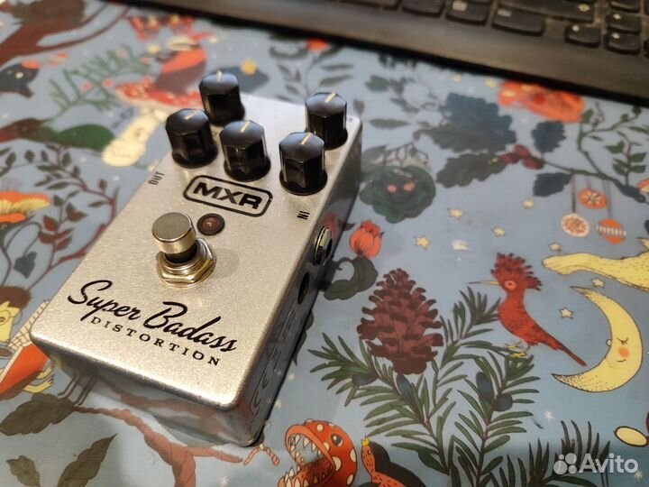 Гитарная педаль MXR M75 Super Badass Distortion